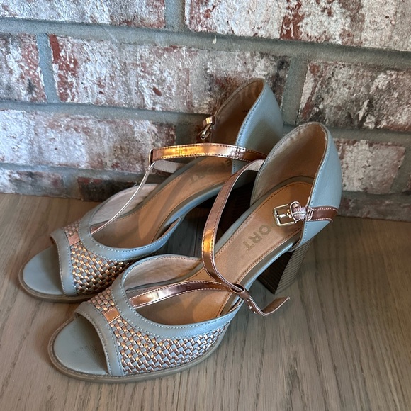 Report Meg Grey & Rose block heels - Picture 3 of 6